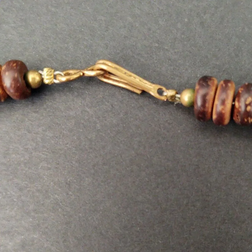 Vintage wood and bead necklace
